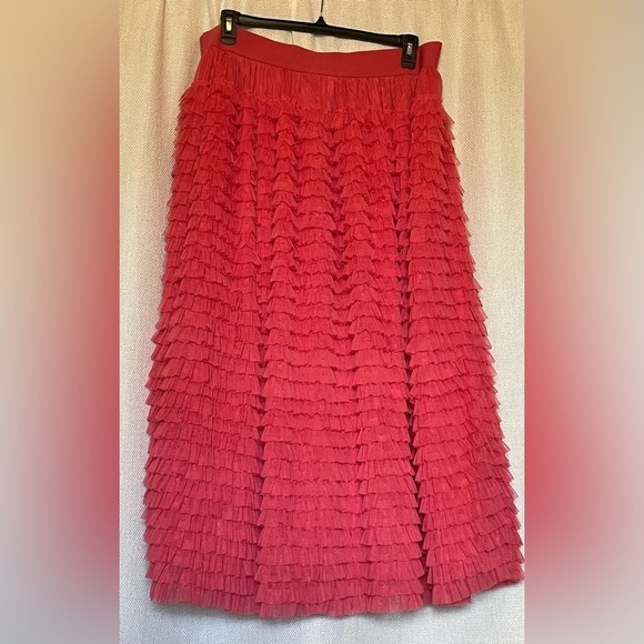 Boden Rachael skirt.  Hard to find!  Sold out quickly - Picture 4 of 10